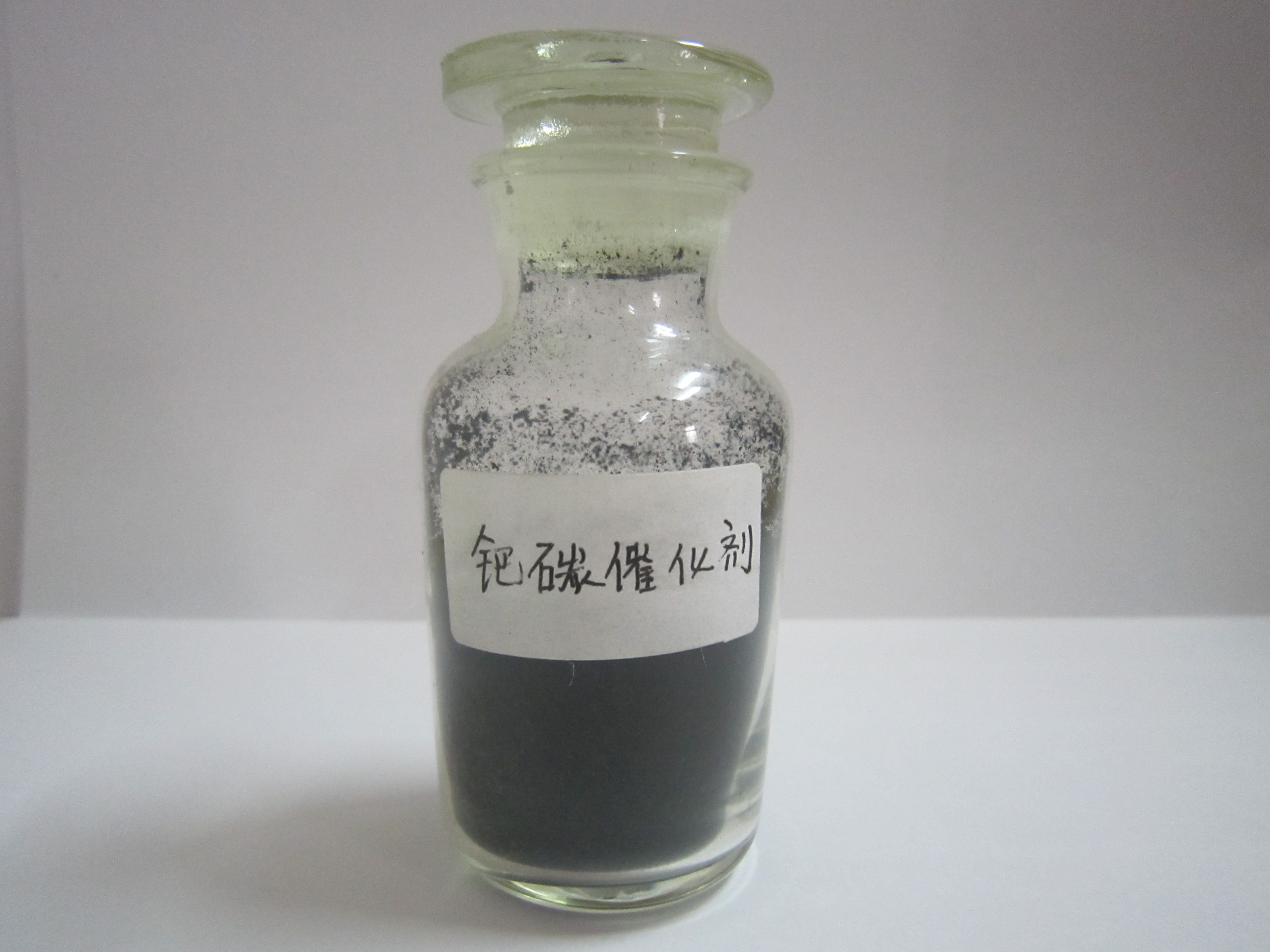 在鈀碳回收過程中，如何確保環(huán)保處理和廢物管理？